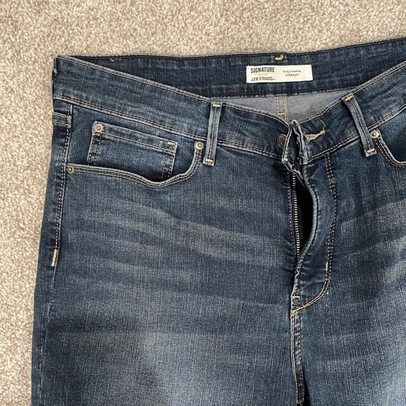 Women’s Signature by Levi Strauss Size 12M - Picture 2 of 6